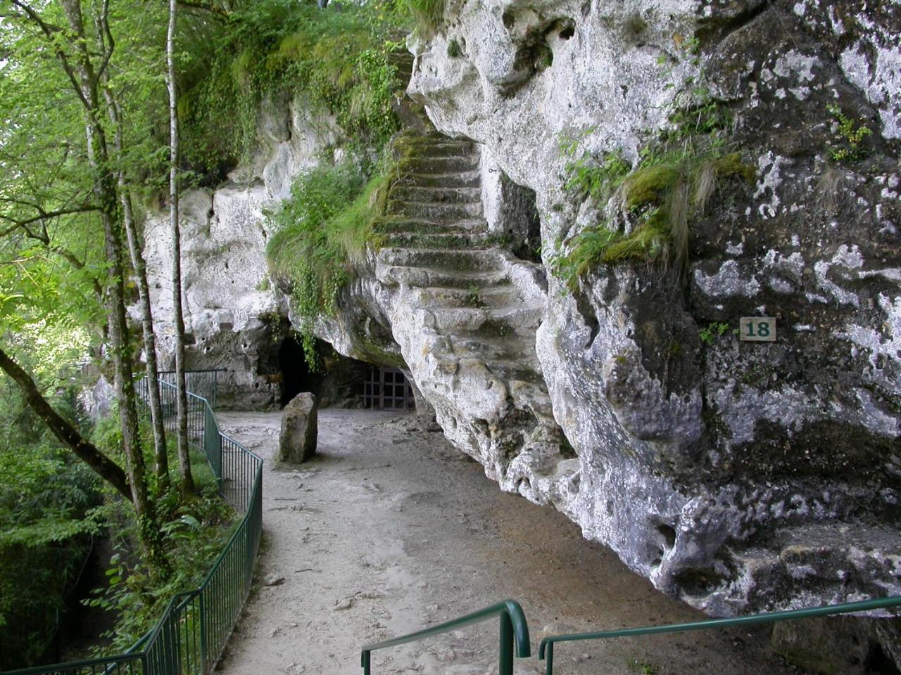Le Hameau Du Moulin Villa Montignac-Lascaux Buitenkant foto